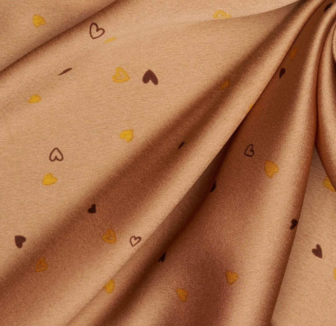 Lightweight  satin  fabric - Dainty hearts print