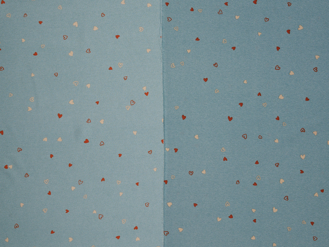 Lightweight  satin  fabric - Dainty hearts print