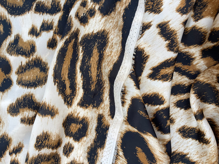 Lightweight  satin  fabric - Cheetah  print