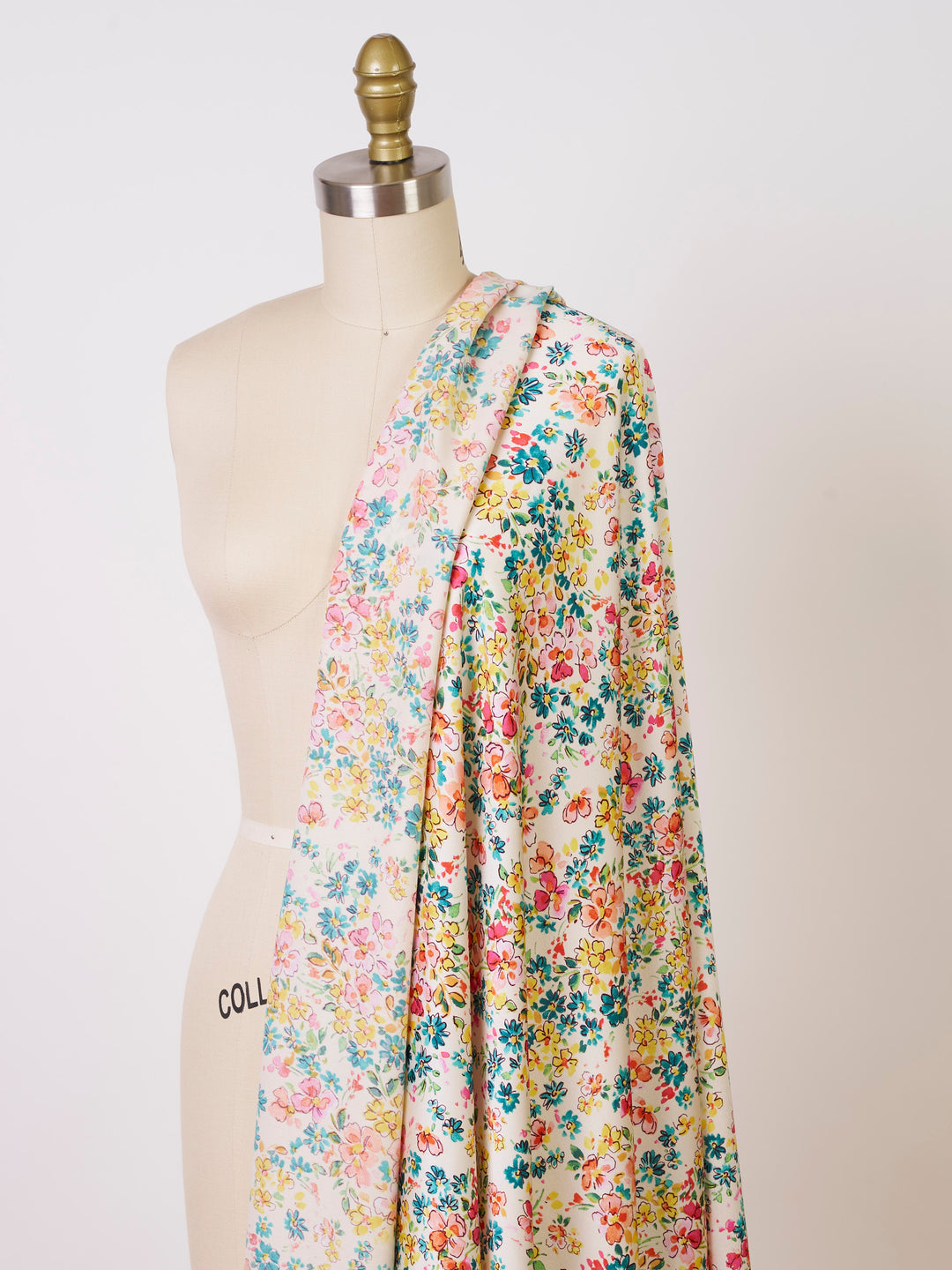 Black  Floral  pattern print silky satin Lightweight   fabric
