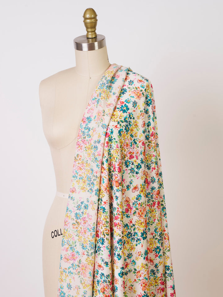 Black  Floral  pattern print silky satin Lightweight   fabric